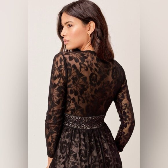 NWT Lovestitch Selena Lace Midi Dress - Picture 1 of 8